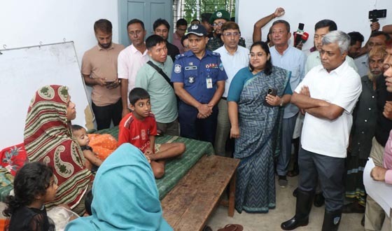 বন্যাদুর্গতদের থেকে চলতি মাসের ঋণের কিস্তি আদায় না করার অনুরোধ প্রতিমন্ত্রীর