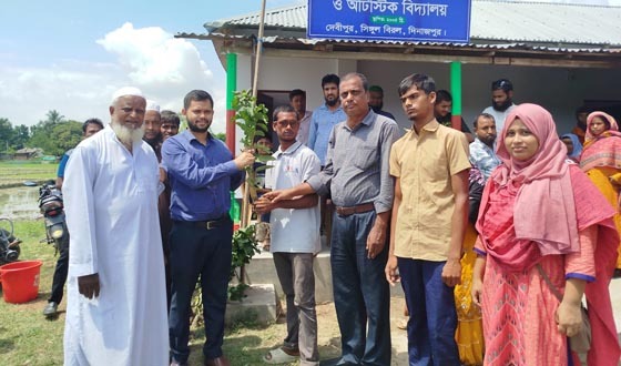 বিরলে আকিম উদ্দীন বুদ্ধি প্রতিবন্ধী ও অটিস্টিক বিদ্যালয় পরিদর্শন