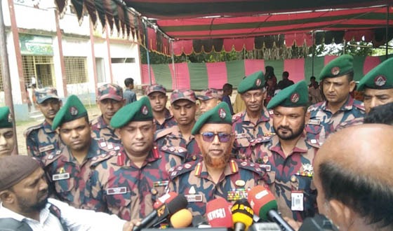সীমান্তবাসীর স্বাস্থ্য সুরক্ষায় বিনামূল্যে চিকিৎসাসেবা ও ওষুধ বিতরণ