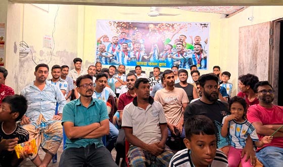 কাউখালীতে বিশ্বকাপ ফাইনাল ঘিরে উৎসবের আমেজ