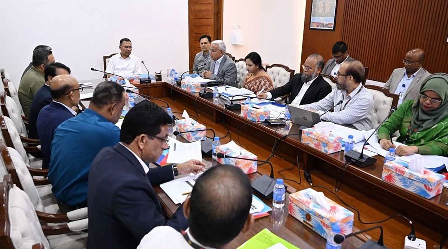 দেশজুড়ে ‘ফ্যামিলি কার্ড’ সম্প্রসারণ পরিকল্পনা নিয়ে প্রধানমন্ত্রীর সভাপতিত্বে বৈঠক