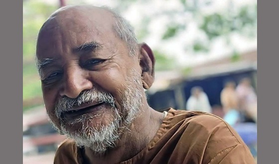প্রভাত স্যার শুধু শিক্ষক নন, একজন অভিভাবক, নৈতিক শিক্ষার বাতিঘর