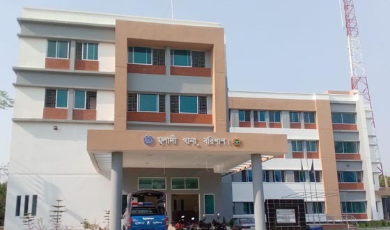 মাদক পৌঁছে দিতে রাজি না হওয়ায় ইলেক্ট্রিক মিস্ত্রীকে পিটিয়ে আহত