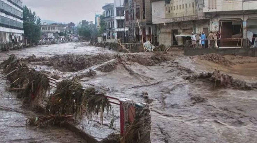পাকিস্তানে বর্ষাকালীন দুর্যোগে এক মাসে ১০৭ জনের মৃত্যু