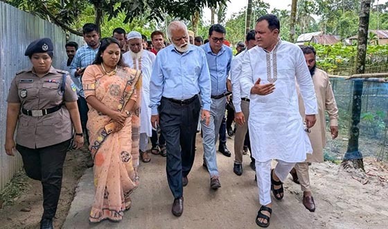 ঝিনাইগাতীতে সড়ক পরিদর্শনে দুর্যোগ ও ত্রাণ প্রতিমন্ত্রী