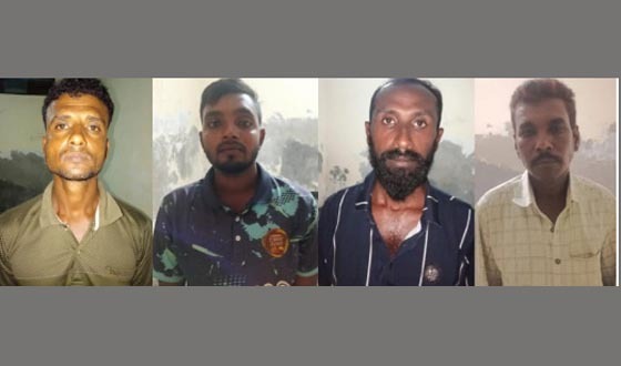 আশাশুনিতে ইয়াবা ও নগদ টাকাসহ গ্রেফতার ৪