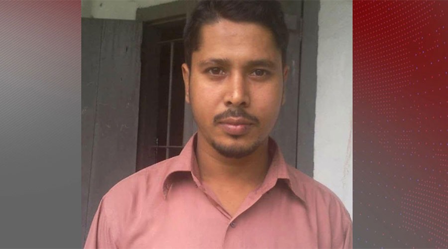 নওগাঁয় বিআরটিসি বাসের চাপায় শিক্ষক নিহত