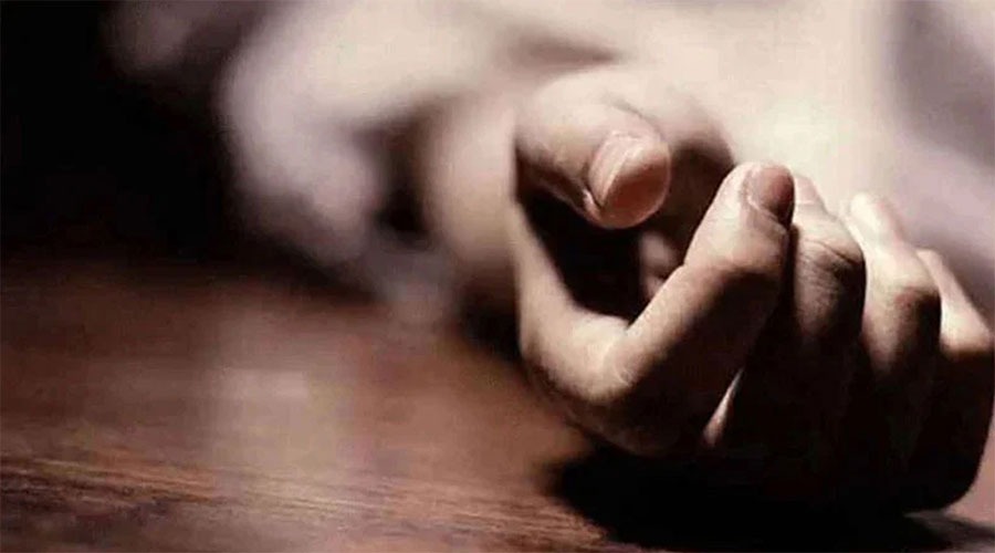 ঢাকা মেডিকেলের ৮তলা থেকে লাফিয়ে নারী রোগীর মৃত্যু