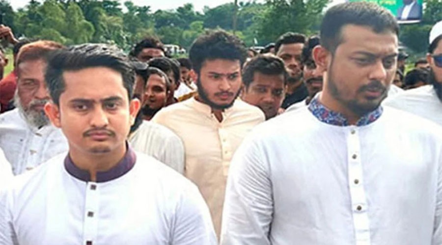 এবার এনসিপির নাসীরুদ্দীন-সারজিসসহ ১০ নেতার বিরুদ্ধে হত্যাচেষ্টার মামলা