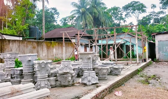 কার্যক্রম নিষিদ্ধ যুবলীগ নেতার জমি জোরপূর্বক দখল