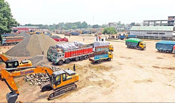 হিলি স্থলবন্দর দিয়ে আমদানি রপ্তানি শুরু