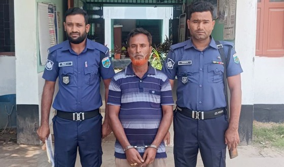 মহাদেবপুরে মাদক সেবনের দায়ে তিন মাস জেল