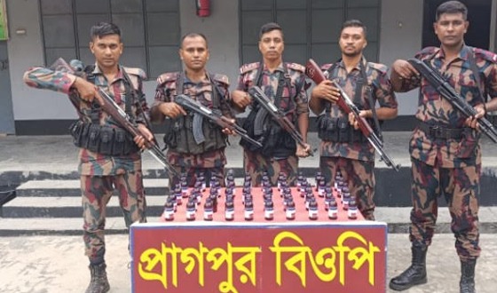 দৌলতপুর সীমান্তে বিপুল পরিমাণ মাদকদ্রব্য উদ্ধার