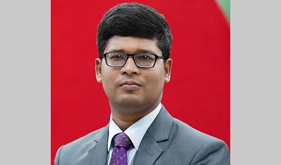 পাবনা জেলায় সেরা হলেন চাটমোহরের ইউএনও এবং শিক্ষা অফিসার