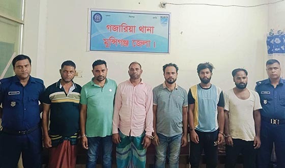 গজারিয়ায় দুই গ্রুপের সংঘর্ষের ঘটনায় আটক ৭