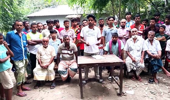 চাটমোহরে মিথ্যা মামলায় ফাঁসিয়ে টাকা দাবির অভিযোগ