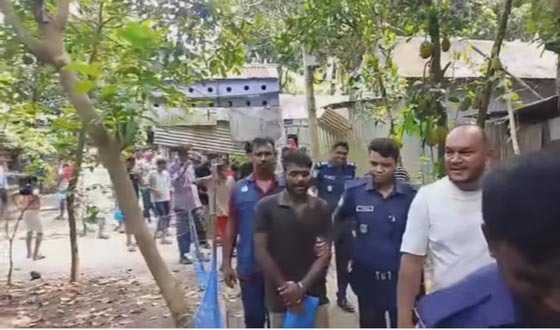 গজারিয়ায় টাকা ও ইয়াবাসহ চোর আটক