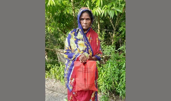 এত্ত মাংস! আনন্দিত ও বিস্মিত হলেন বকফুল বেগম