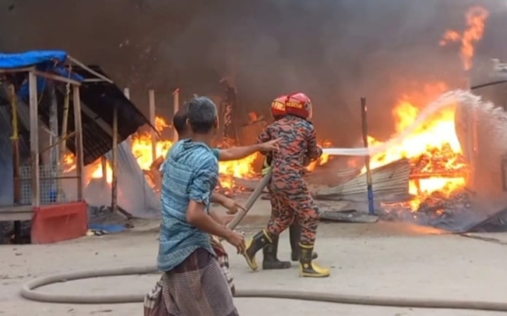 ভূরুঙ্গামারী বাজারে ভয়াবহ অগ্নিকান্ড