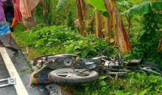 পিকআপের সঙ্গে মোটরসাইকেলের সংঘর্ষে বাবা-ছেলে নিহত