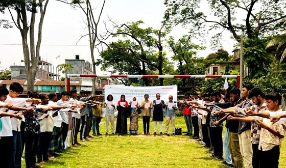 পরিবেশের জন্য ক্ষতিকর জীবাশ্ম জ্বালানির বিরুদ্ধে তরুণদের শপথ