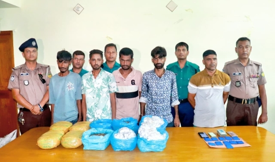 রাজশাহীতে বিপুল পরিমাণ মাদকসহ গ্রেপ্তার ৫