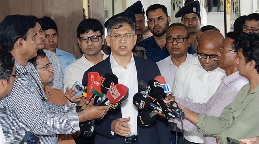 বিজিবি-বিএসএফ বৈঠকে গুরুত্ব পাবে পুশইন ইস্যু: স্বরাষ্ট্রমন্ত্রী