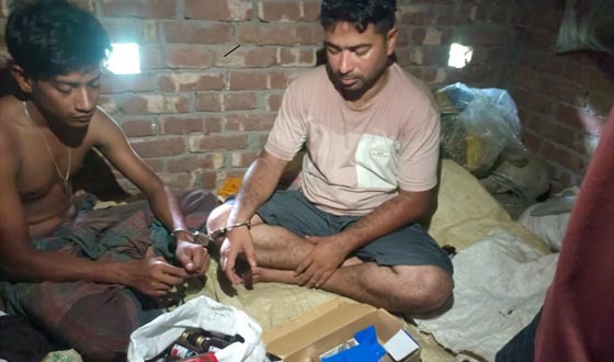 কালীগঞ্জে ইয়াবা ও কোরেক্স সিরাপসহ আটক ২