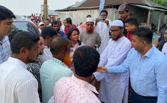 ভূরুঙ্গামারীতে নদীভাঙ্গন এলাকা পরিদর্শনে জেলা প্রশাসক
