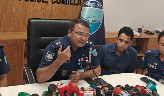 কুমিল্লায় পুলিশ টিমের ওপর হামলা ও ভাঙচুর, গ্রেপ্তার ১৯