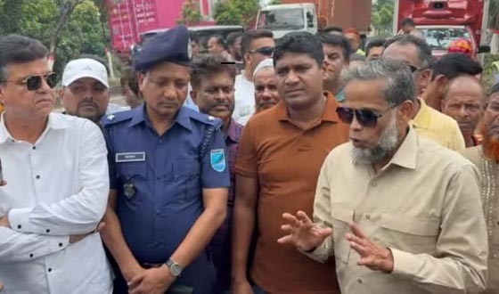গজারিয়ায় ঝড়ে ক্ষতিগ্রস্ত এলাকা পরিদর্শন করলেন এমপি রতন