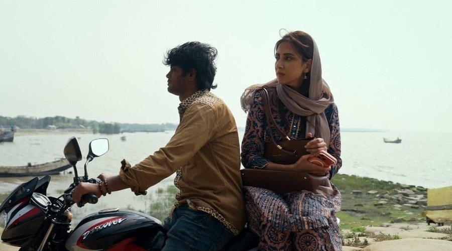ভালোবাসার টানে মানুষ কতটা ঝুঁকি নিতে পারে?