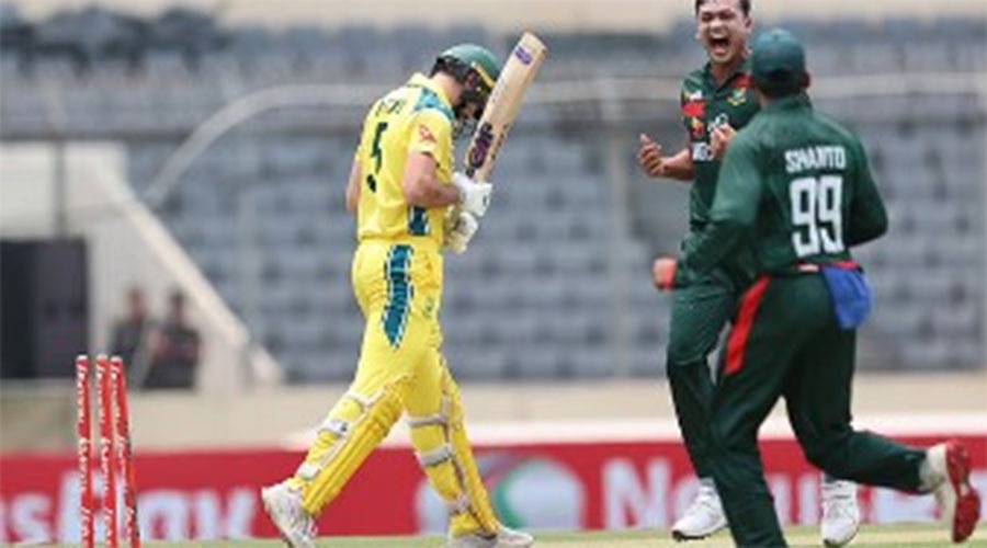 শূণ্য রানেই ৩ উইকেট হারাল অস্ট্রেলিয়া