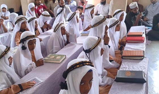 মোরেলগঞ্জে মাদ্রাসা শিক্ষার্থীদের সবক প্রদান ও দোয়া
