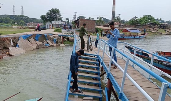 বরিশালে প্রকল্প উদ্বোধনের চার মাসের মধ্যে ধস