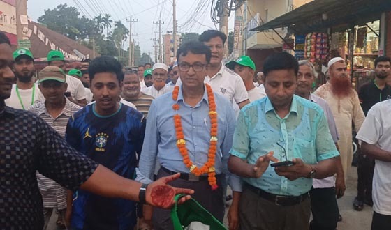 লালমনিরহাট চেম্বােেরর নির্বাচনে সভাপতি পদে সেলিমের জয়