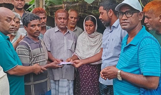 মেডিকেল কলেজের শিক্ষার্থীর পাশে দাড়ালেন শরিফ মন্সী