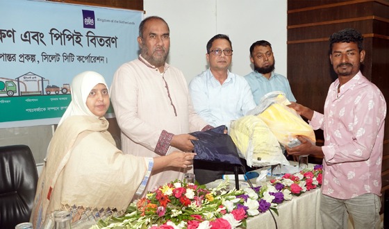 নিরাপদ কর্মীই পরিচ্ছন্ন নগর গড়ার মূল শক্তি: সিসিক প্রশাসক