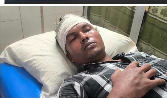 নোয়াখালীতে চাঁদার দাবিতে ভাঙ্গারি ব্যবসায়ীর উপর সন্ত্রাসী হামলা