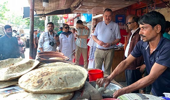 দারুণ মজা: রাজশাহীর কালাই রুটি খেয়ে মার্কিন রাষ্ট্রদূতের প্রশংসা