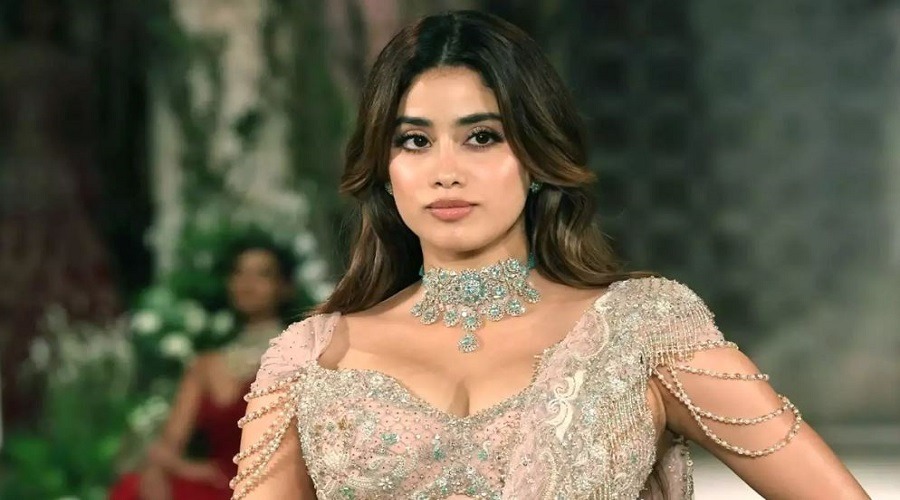 এবার হরর সিমেমায় দেখা যাবে জাহ্নবী কাপুরকে