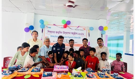 আমতলীতে শিশুদের অংশগ্রহণে বর্ণাঢ্য জন্মদিন উদযাপন