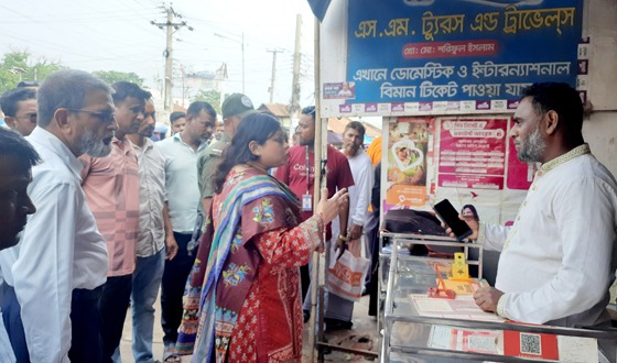 যানজট নিরসনে সৈয়দপুরে অবৈধ দোকান উচ্ছেদ অভিযান