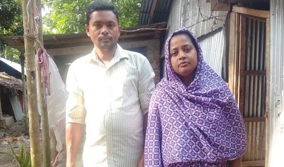 বাবুগঞ্জে এনজিওর প্রায় ২০ লাখ টাকা নিয়ে দম্পতি উধাও