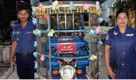 সেনবাগে ছিনতাই হওয়া অটোরিকশা উদ্ধার, গ্রেপ্তার ২