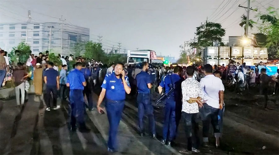 নাইজারের বৃহত্তম বিমানবন্দরে সশস্ত্র হামলা, ৩৫ জন নিহত