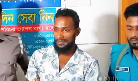 দেশীয় অস্ত্রসহ বরিশালের শীর্ষ সন্ত্রাসী কালা মাসুদ গ্রেপ্তার