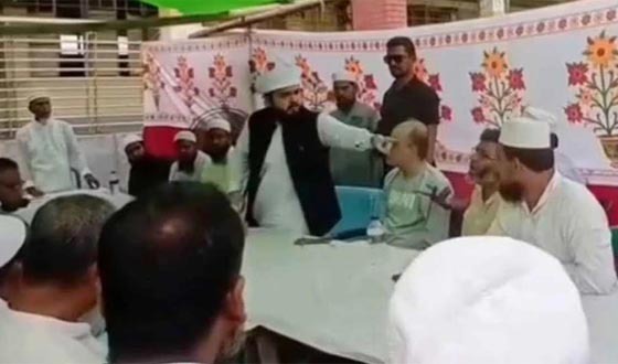 চুপ করেন, একেবারে খেয়ে ফেলবো, সালিশ বৈঠকে হানজালা