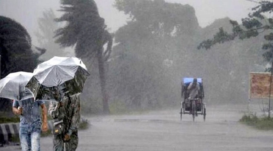 ৫ জেলায় ঝড়-বজ্রবৃষ্টির সতর্কতা, নদীবন্দরে ১ নম্বর সংকেত