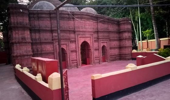 কালীগঞ্জে ঐতিহ্য ও পুরাকীর্তির নিদর্শন গোড়ার মসজিদ